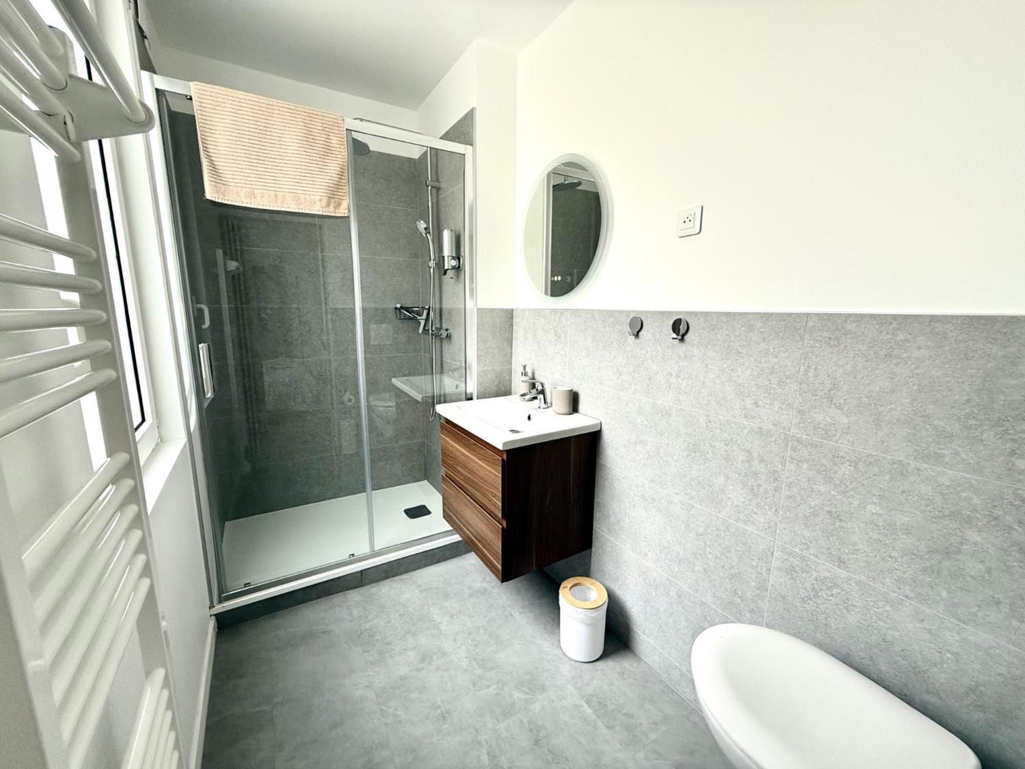 Escapade Parisienne A - Sejour Confortable Et Chic Appartement Reims